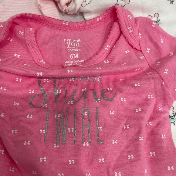 Carter’s Three Piece Set Mouse 6 months - Picture 2 of 8